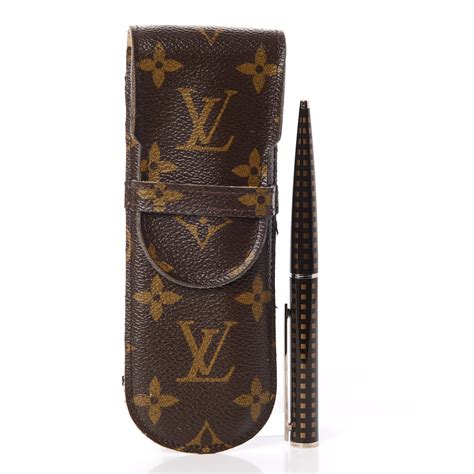 louis vuitton pen holder.